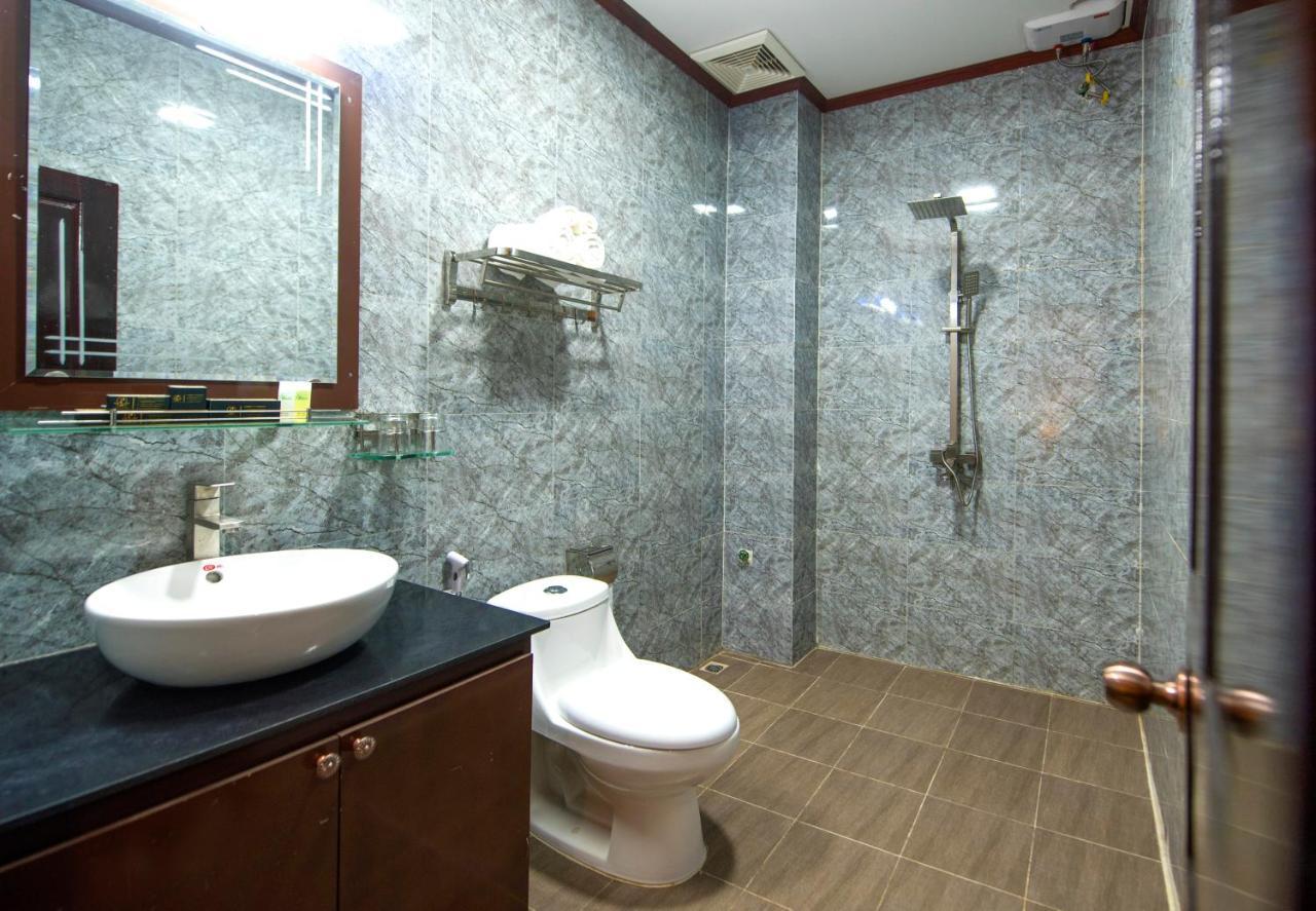 Vang Vieng Freedom Star Hotel Bagian luar foto