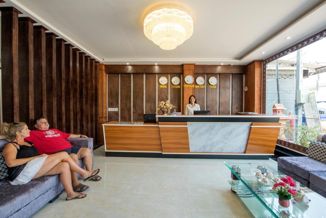 Vang Vieng Freedom Star Hotel Bagian luar foto
