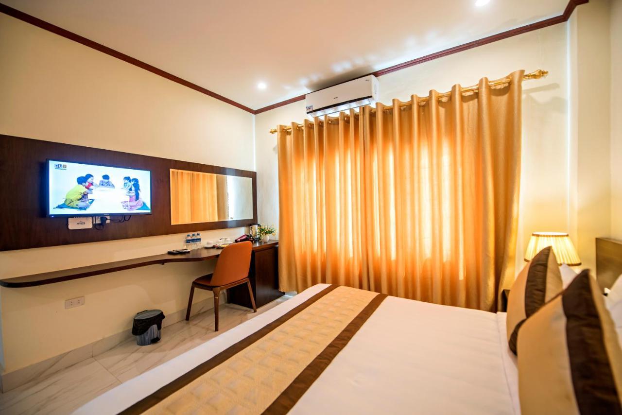 Vang Vieng Freedom Star Hotel Bagian luar foto